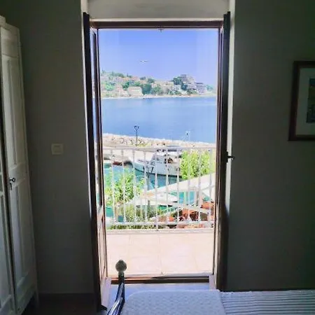 Absolute Waterfront Apartamento Podgora (Split-Dalmatia)